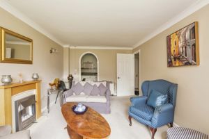 Lounge- click for photo gallery
